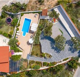 6 bedroom villa with pool in Milna, Brac Island sleeps 11